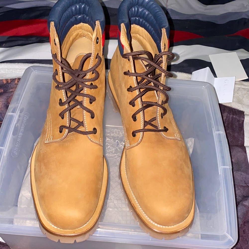 Gucci men’s boots blue red web